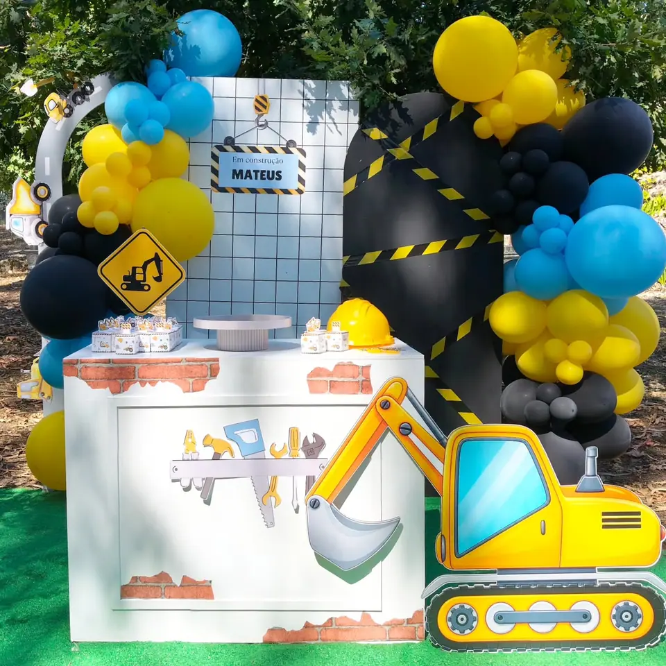 Máquinas amarelas — 3 anos do Mateus