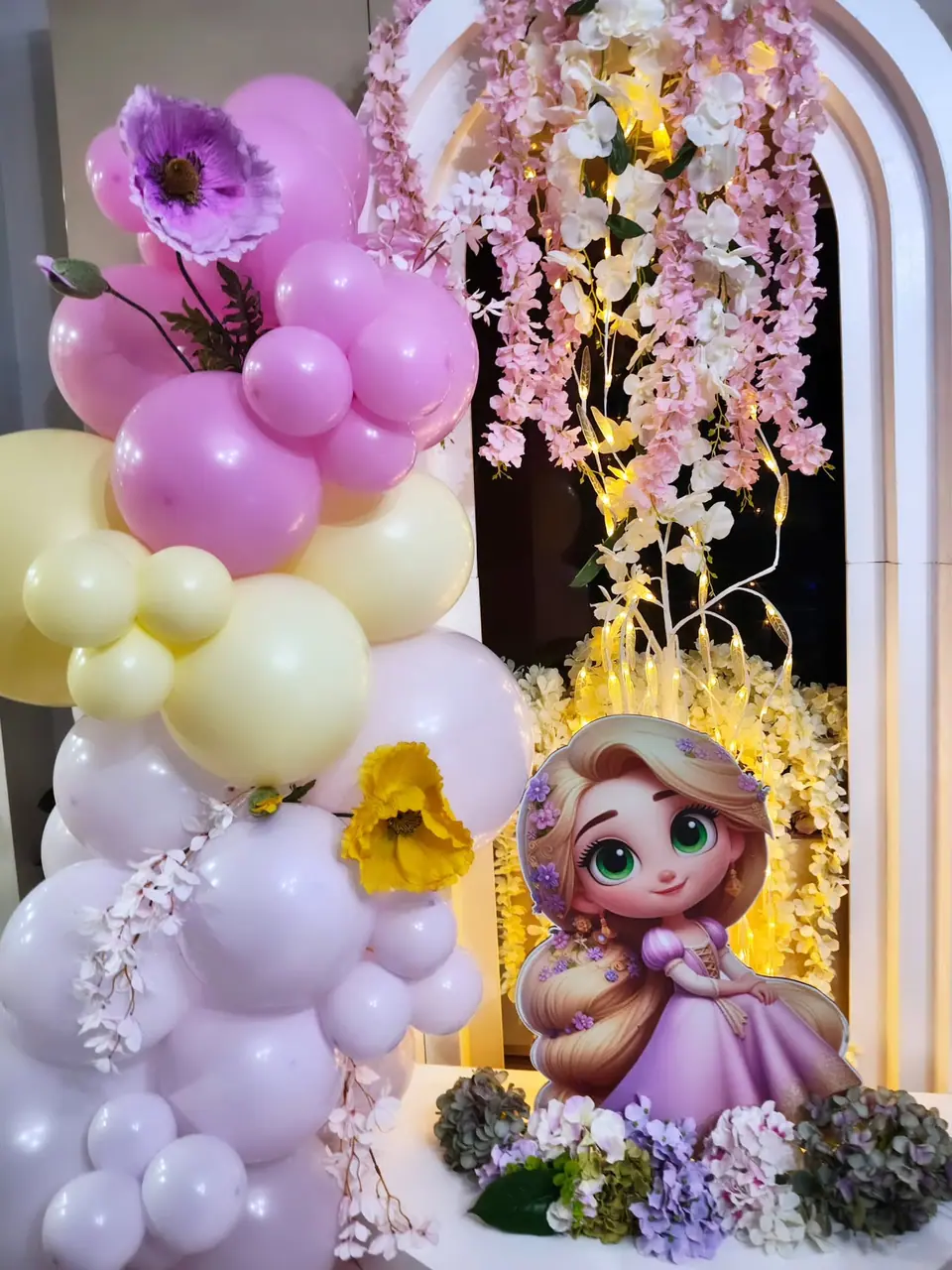 Torre encantada — Aniversário de princesa